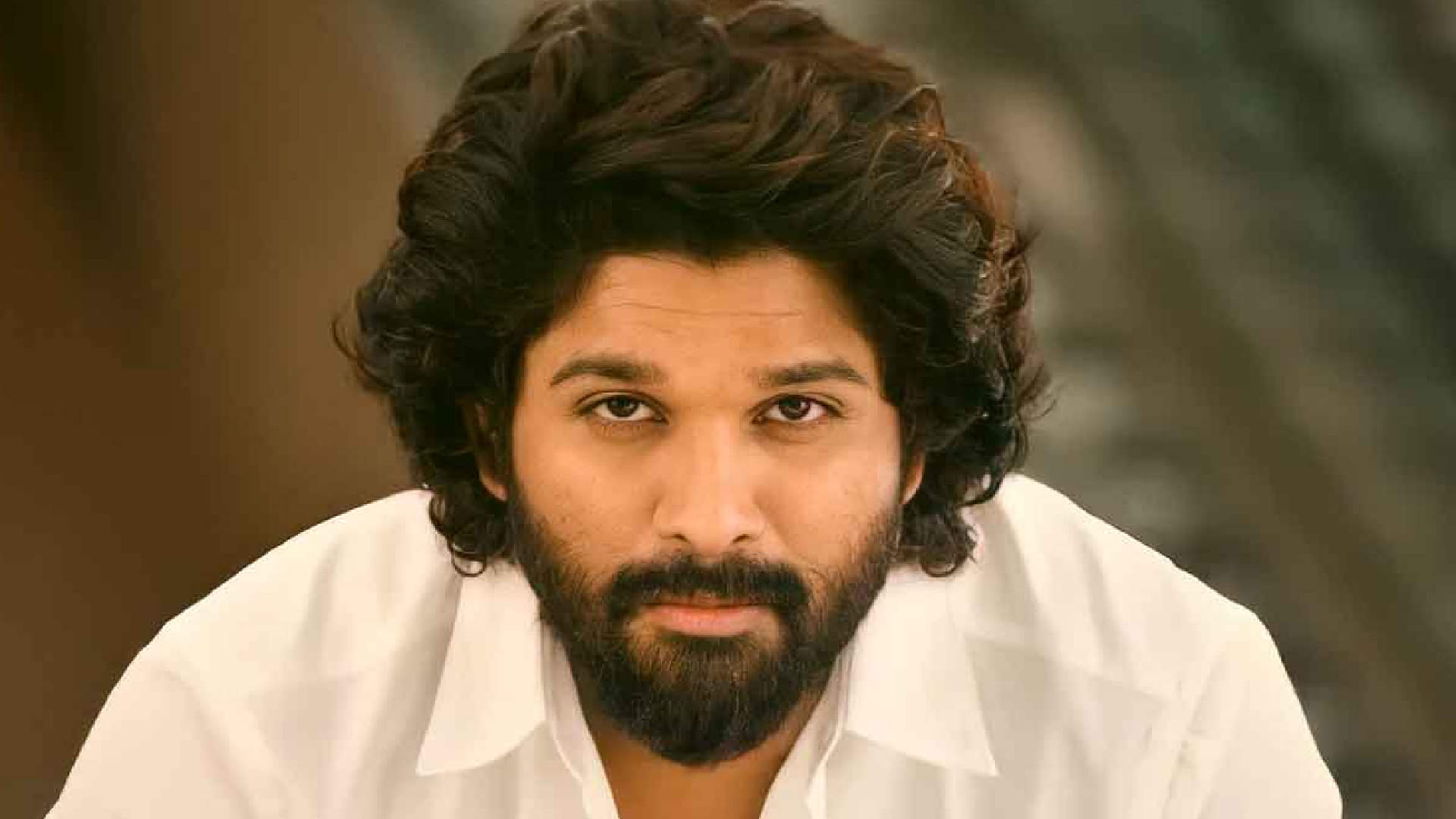Allu Arjun: अल्लू अर्जुन ने अपने पहले प्यार पर खुलकर की बात, क्यूट वीडियो आया सामने South Superstar Allu Arjun breaks silence on his first girlfriend pushpa actor reveals her name