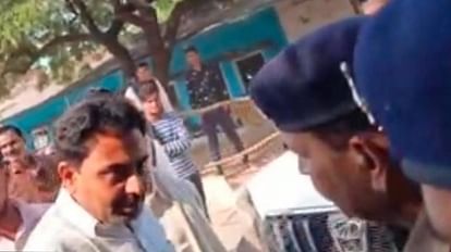 भिंड में पुलिस से बहस करते मंत्री के भतीजे भारत सिंह भदौरिया।