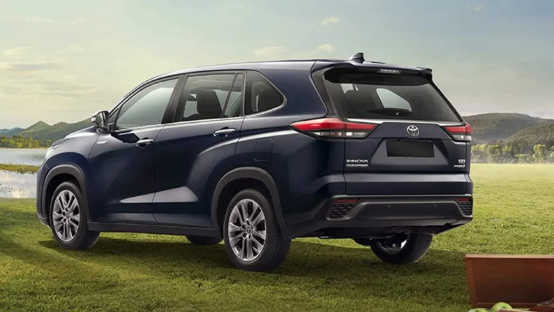 Toyota Innova Hycross: टोयोटा इनोवा हाईक्रॉस के इन वैरिएंट्स की बुकिंग रोकी गई, कंपनी ने बताई यह वजह Toyota Kirloskar Motor temporarily halts booking of some variants of Innova Hycross