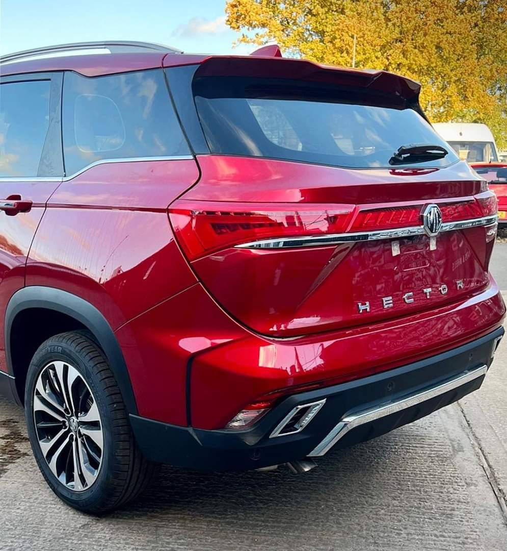 MG Hector Facelift 2023: लॉन्च से पहले नई एमजी हेक्टर फेसलिफ्ट की तस्वीरें हुईं लीक, सामने आया लुक और डिजाइन 2023 MG Hector Facelift SUV Exterior Look and Design leaks ahead of Official Launch News in Hindi