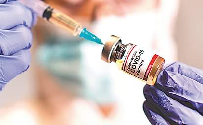 Shimla News: वैक्सीन खत्म, स्वास्थ्य केंद्रों में कोरोना का टीकाकरण बंद Vaccine finished, corona vaccination stopped in health centers