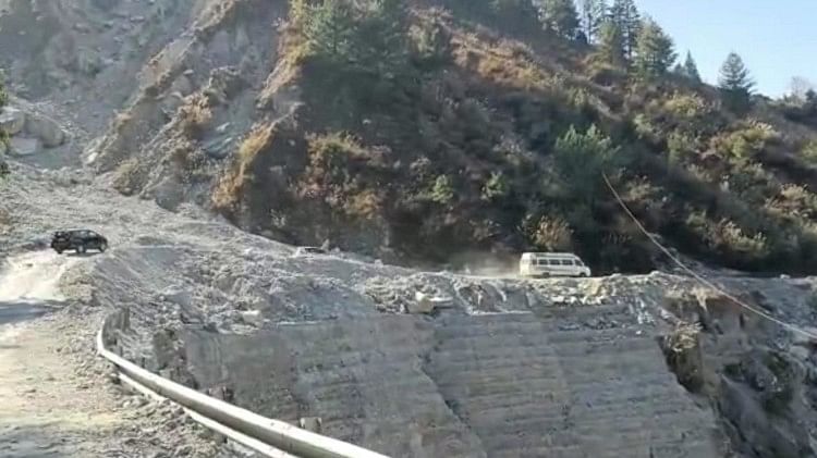 Joshimath: अलकनंदा-धौलीगंगा पर डेढ़ किमी दीवार रोकेगी जोशीमठ का भू कटाव, ड्रेनेज के पहले चरण की योजना तैयार जोशीमठ