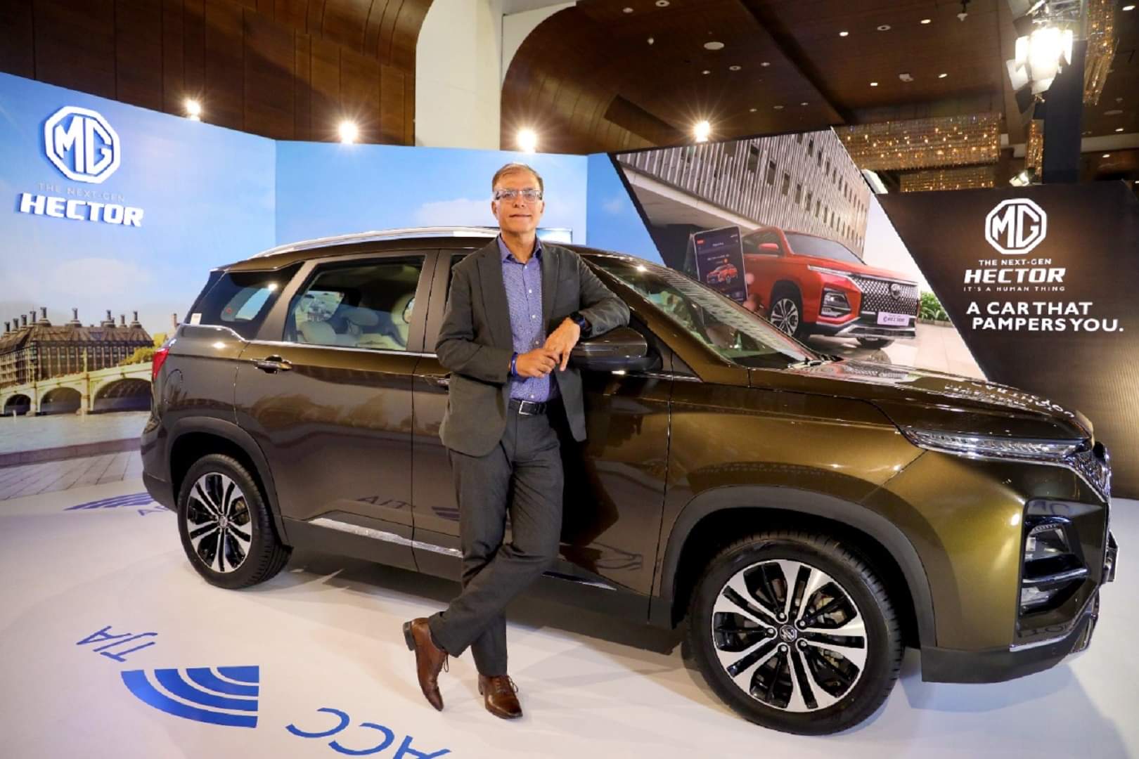 MG Hector 2023: नेक्स्ट-जेनरेशन एमजी हेक्टर हुई पेश, ADAS लेवल 2 टेक्नोलॉजी के साथ मिले कई शानदार फीचर्स MG Hector Facelift 2023 MG Motor India unveils Next-Gen Hector with Autonomous Level 2 ADAS Technology