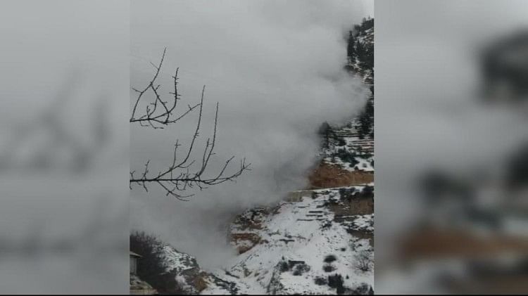 Glacier Break In Chamoli: अनहोनी की आशंका से सहम गए लोग, आंखों के सामने तैर गया ऋषिगंगा आपदा का मंजर Glacier Break In Chamoli: People in Fear and Remembered Horrible Rishiganga Disaster Moment