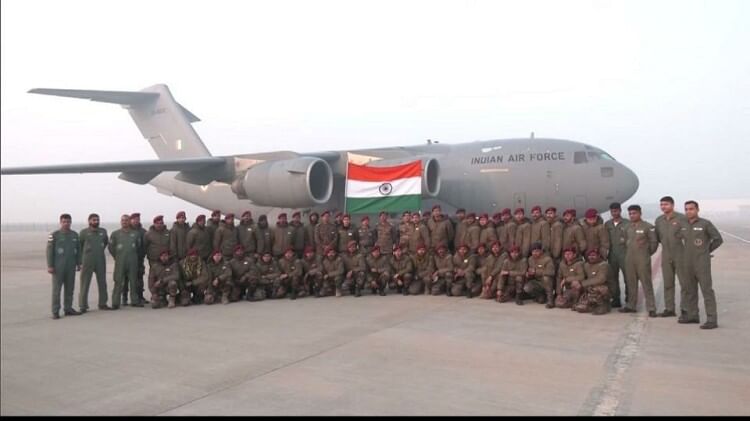 तस्वीरें: तुर्किए में महिला को गले लगाती दिखीं मेजर बीना तिवारी, बताया कितना मुश्किल रहा राहत-बचाव कार्य भारतीय सेना