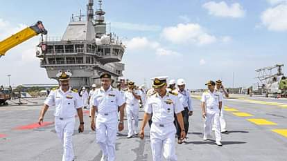 Naval Investiture Ceremony: कल विशाखापत्तनम में आयोजित होगा नौसेना अलंकरण समारोह, पुरस्कारों का होगा वितरण Naval Investiture Ceremony to be held in Vizag on May 31