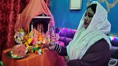 Chaitra Navratri 2023: अलीगढ़ की रूबी खान ने रखा नवरात्र व्रत, किया मां शैलपुत्री का पूजन Ruby asif Khan of Aligarh kept Navratri fast