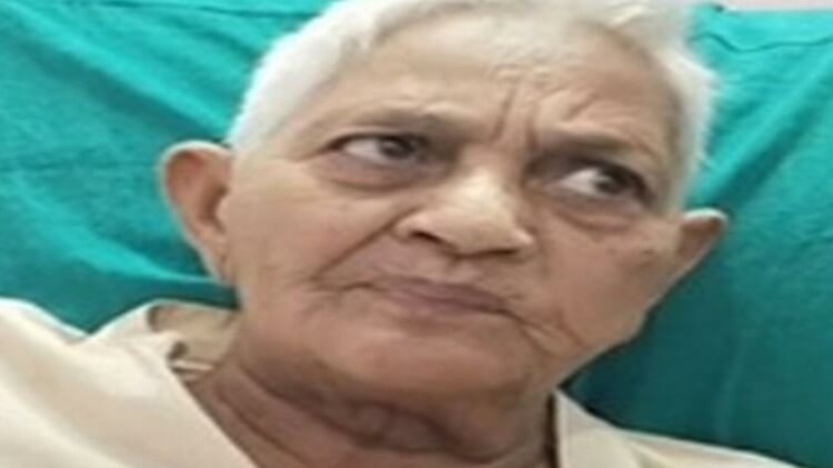 बेटे-बहुओं का अत्याचार: बुजुर्ग दंपती ने लिखा- बासी आटे की रोटी देते हैं, मीठा जहर कितने दिन खाते, दे दी जान भागल देवी