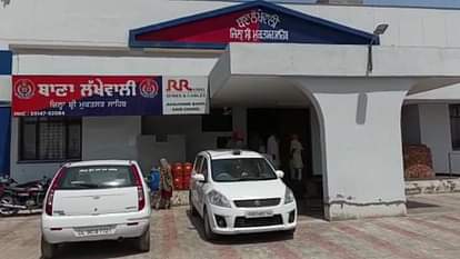 Muktsar: थाना लक्खेवाली में तैनात मुंशी की गोली लगने से मौत, राइफल साफ करते अचानक चली Munshi posted at Lakhewali police station in Muktsar died of bullet while cleaning his rifle