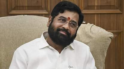 Maharashtra: बांद्रा-वर्सोवा समुद्र सेतु का नाम वीर सावरकर के नाम पर होगा; मुख्यमंत्री शिंदे ने किया एलान Maharashtra Bandra Versova sea bridge to be named after Veer Savarkar Chief Minister Eknath Shinde announced