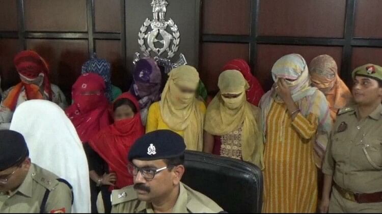 Hapur Police Busted High Profile Sex Racket Police Arrested 12 Women