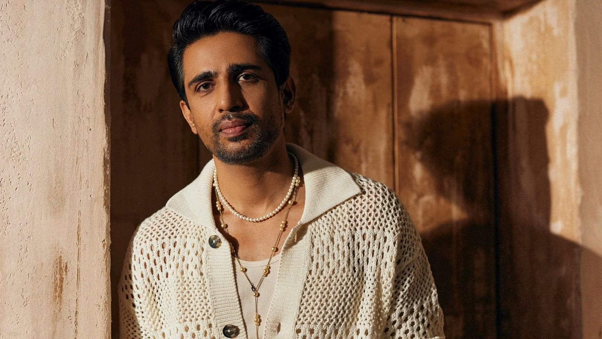 Gulshan Devaiah Exclusive: भंसाली के साथ काम करके आपका दिमाग पक जाएगा, जानिए क्यों ऐसा कहा गुलशन देवैया ने Gulshan Devaiah birthday Exclusive know unknown facts about dahaad 8 am metro guns and gulaabs actor