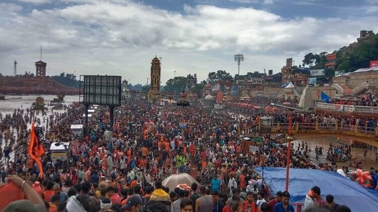 Kanwar Yatra: उमड़ा कांवड़ियों का सैलाब, पुलिस की सारी व्यवस्थाएं ध्वस्त, हरिद्वार-दिल्ली हाईवे जाम, तस्वीरें Kanwar Yatra 2023 Haridwar Delhi Highway Jam After Huge Crowd of Kanwariya police Arrangements Field Photos