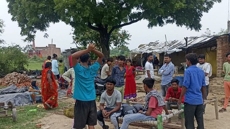 चेहरे व कमर पर खरोंचा, प्राइवेट पार्ट पर काटा: कानपुर में नवविवाहिता के साथ बर्बरता, देखने-सुनने वाले भी हैरान Vandalism with newly married woman in Kanpur, scratched on face and waist, cut on private part