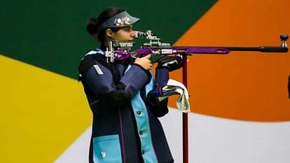 शूटिंग: राइफल निशानेबाज निश्चल सिंह ने किया कमाल, अपने पहले ही विश्व कप में जीता रजत ISSF World Cup in Rio Nischal Singh wins silver in 50m rifle 3 position