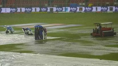 IND vs AUS Weather: भारत के पहले मैच पर बारिश का साया, चेन्नई में मुकाबले के दौरान ऐसा रह सकता है मौसम World Cup 2023 IND vs AUS Chennai Weather Forecast India vs Australia Pitch Report MA Chidambaram Stadium