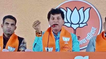 Rajasthan Election: मंत्री कैलाश चौधरी की फिसली जुबान, प्रधानमंत्री को ही बता दिया सबसे बड़ा भ्रष्टाचारी Rajasthan Election: Minister Kailash Chaudhary's tongue slipped in BJP media center