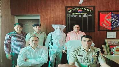 Rewari: फोटोग्राफर मोहनलाल हत्याकांड में पुलिस ने किया बड़ा खुलासा, दामाद ने रची थी साजिश Police made big revelation in Rewari photographer Mohanlal murder case, son in law had hatched conspiracy