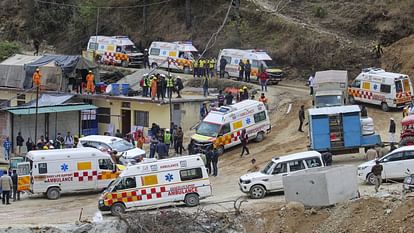 Uttarkashi Tunnel Rescue: अंधेरी सुरंग में 400 घंटे, कभी धैर्य डगमगाया... कभी बहे आंसू, फिर हौसले से जीती जंग Uttarkashi Tunnel Rescue Operation Silkyara workers trapped in tunnel Full story of 17 Days and see photos