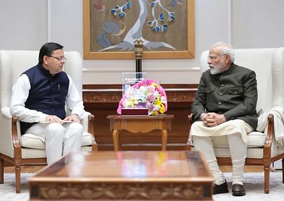 Uttarakhand Investors Summit: पीएम मोदी से मिले सीएम धामी, वैश्विक निवेशक सम्मेलन का दिया निमंत्रण Uttarakhand Investors Summit 2023 CM Dhami reached Delhi to give invitation will meet many ministers including