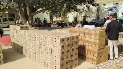 Haryana News: कंटेनर की तलाशी लेने पर उड़े पुलिस के होश, नारनौल में अवैध शराब का जखीरा मिला Truck driver arrested with illegal liquor in Narnaul