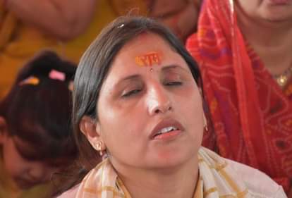बाबा बागेश्वर: भारत हिंदू राष्ट्र बने यही मेरा उद्देश्य, सनातन को डेंगू-मलेरिया कहने वालों की ठठरी बंधनी चाहिए Dhirendra Krishna Shastri in Moradabad, India should become a Hindu nation, this is my aim
