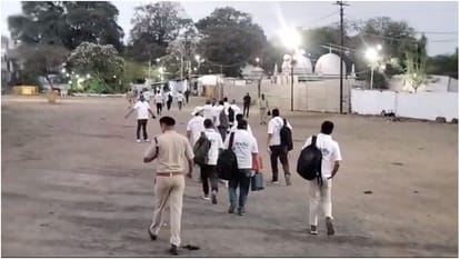 Dhar News: भोजशाला में सर्वे का 10वां दिन, आज दरगाह के पास काम कर रही एएसआई की टीम, नए सदस्य भी जुड़े