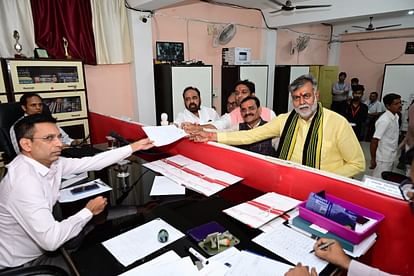 MP News: दूसरे चरण में कुल 109 अभ्यर्थियों ने भरे 157 नाम-निर्देशन पत्र, 8 अप्रैल तक ले सकेंगे नाम वापस