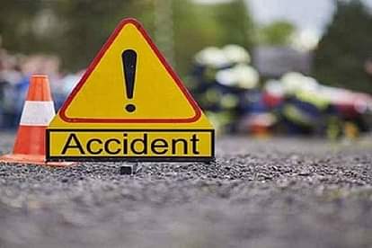 Kannauj Accident: बाइकों की भिड़ंत में मासूम समेत दो की मौत, तीन लोग घायल Kannauj: Two including an innocent child died in bike collision, three people injured