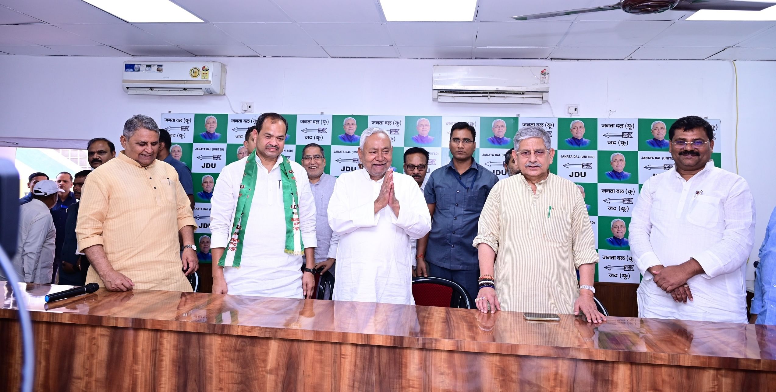 Nitish Kumar In Delhi For Jdu Party National Meet And Bihar Vidhan