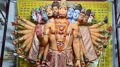 Hanuman Jayanti: राजधानी दून में जयश्रीराम की गूंज...निकली भव्य शोभायात्रा, जगह-जगह सुंदरकांड पाठ, तस्वीरें Hanuman Jayanti 2024 Grand procession Sunderkand religious events Hanuman Janmotsav Dehradun Uttarakhand