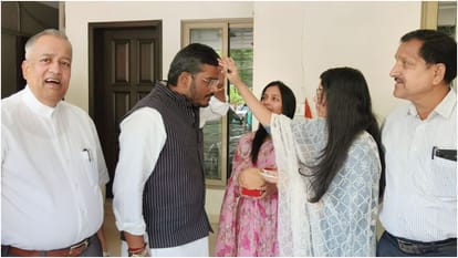 Congress candidate Kantilal Bam from Indore and BJP candidate Gajendra Patel from Khargone filed nominations