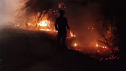 Fire broke out near voting material in Tikamgarh