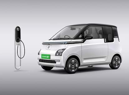 Low Budget EVs: ऑल्टो की कीमत में इलेक्ट्रिक कार! 421 किमी तक रेंज, देखें 3 किफायती EV की लिस्ट low budget electric cars in india mg comet ev tata tiago ev and punch ev