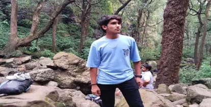 Indore: 12th class student dies due to car collision in Indore, was excited about the result