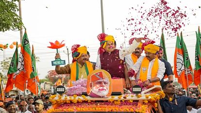 MP LS Election: सीएम मोहन यादव बोले- जो राम का नहीं वो किसी काम का नहीं, बैरसिया में रोड शो में हुए शामिल MP Lok Sabha Election CM Mohan Yadav says Those who are not with Ram are of no use