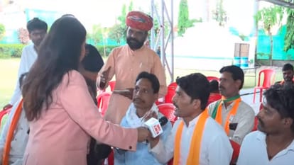 Amar Ujala's election chariot, Satta Ka Sangram in Vidisha, politicians expressed their views