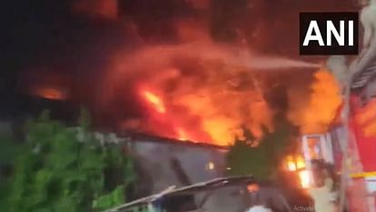 Sahibabad : A massive fire broke out in a factory