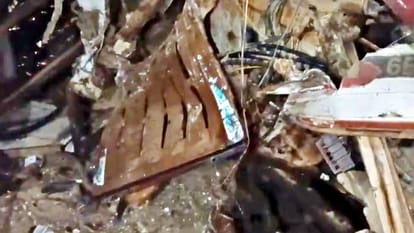 Sagar Road Accident Collision between bus and dumper on Sagar-Silwani Highway many people injured