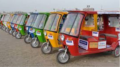 Diesel autos are preferred by the villages while e-rickshaws are liked by the city dwellers