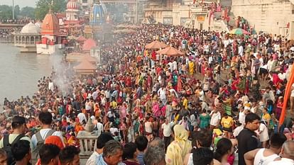 Buddha Purnima 2024: स्नान के लिए हरिद्वार गंगा घाटों पर उमड़ी श्रद्वालुओं की भीड़, भारी वाहनों पर रोक Buddha Purnima 2024 Buddha Purnima Snan today huge crowd of devotees gathered at Haridwar Ganga Ghat