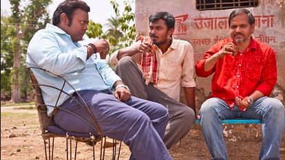 Durgesh Kumar: इंजीनियर बनते बनते रंगमंच को बनाई अपनी दुनिया, थिएटर से निकल दुर्गेश ऐसे बने 'पंचायत' के बनराकस Durgesh Kumar profile know unknown facts about Panchayat Season 3 bhushan banrakas star struggle career films