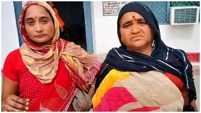 MP News: पंडित धीरेंद्र शास्त्री के भाई शालिग्राम की गुंडागर्दी, घर में घुसकर महिलाओं को पीटा, जानें मामला Pandit Dhirendra Shastri brother Shaligram hooliganism entered the house and beat up women in Chhatarpur