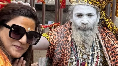 Kedarnath: तू मेरे साथ है...मैं तुझे...धाम में अपने भाई सुशांत राजपूत को याद कर रो पड़ी स्वेता सिंह कीर्ति Shweta Singh Kirti cried remembering her brother Sushant Singh Rajput in Kedarnath Uttarakhand News in hindi