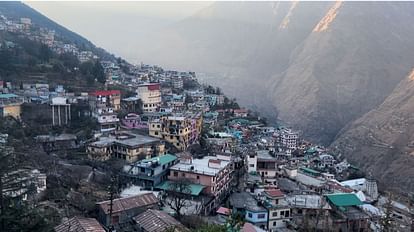 Uttarakhand: बदला नाम...अब ज्योतिर्मठ के नाम से जाना जाएगा चमोली का जोशीमठ, सीएम धामी ने की थी घोषणा Uttarakhand News Now Joshimath will be known as Jyotirmath CM Dhami had announced