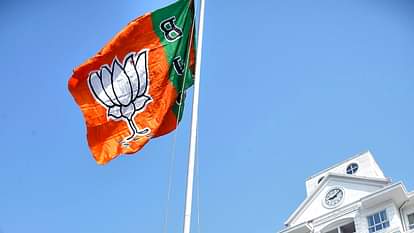 MP News: भाजपा जिला कार्यसमितियों के गठन में खींचतान, नेताओं की भोपाल दौड़ तेज MP News: Tussle in formation of BJP district working committees, leaders' race to Bhopal intensifies