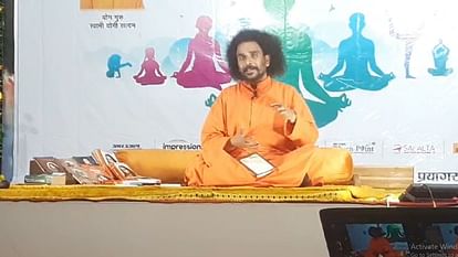 अंतरराष्ट्रीय योग दिवस : योगमय हुई संगमनगरी, थल से जल तक हर तरफ योगाभ्यास, निरोगी जीवन का दिया संदेश International Yoga Day: Sangam city becomes full of yoga, yoga practiced everywhere from land to water