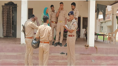 Gorakhpur News: एक डिसमिल जमीन के लिए है रार, खून का प्यासा बन गया पटीदार; पिता-पुत्र जूझ रहे जिंदगी की जंग There is a fight for one decimal of land in Gorakhpur, the Patidar has become thirsty for blood.