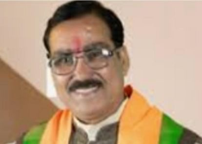 Bhopal: टेटवाल की बढ़ रहीं मुश्किलें, जाति प्रमाण पत्र को लेकर बढ़ रहीं आपत्तियां Bhopal: Tetwal's problems are increasing, objections are increasing regarding caste certificate.