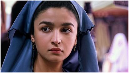 Bollywood actress: पर्दे पर जासूस बनकर छाईं ये अभिनेत्रियां, आलिया तो दूसरी बार करने वाली हैं ऐसा किरदार Alia Bhatt Katrina Kaif Sharvari Wagh Taapsee Pannu Vidya Balan have played the role of a spy on screen